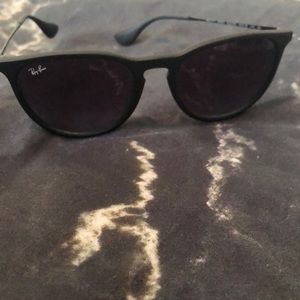 Matte black Erica Ray Bans